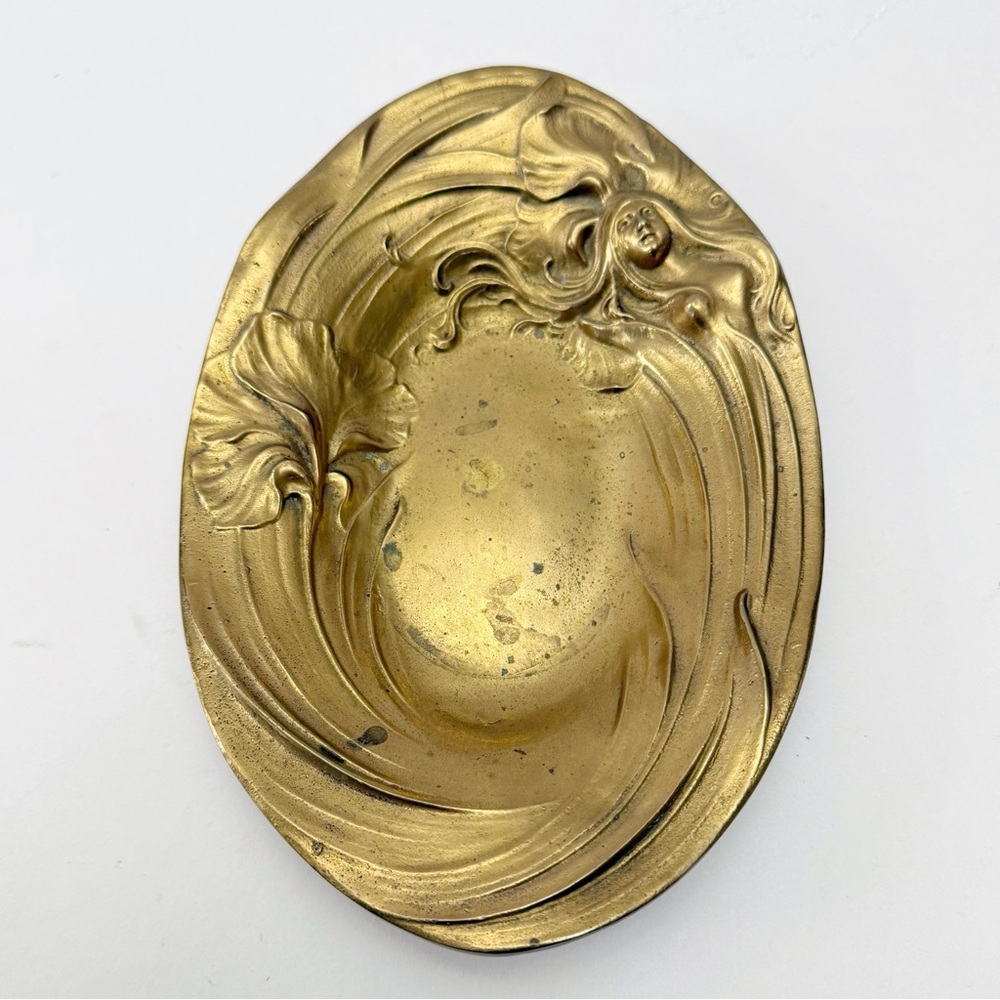 Vintage Art Nouveau Ethereal Woman Iris Floral Solid Brass Trinket Dish Catchall - Picture 2 of 12